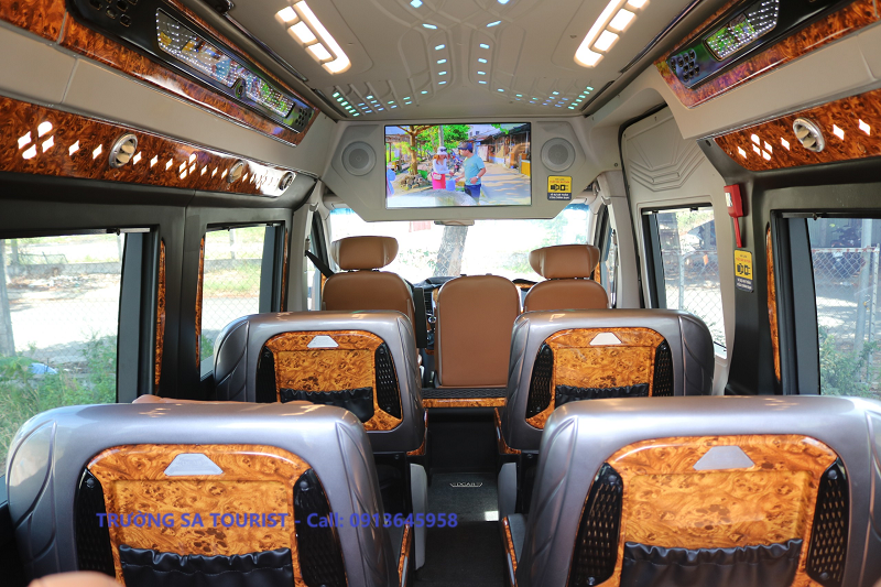 thue-xe-limousine-solati-9-cho-tai-da-nang-hue-hoi-an-(2)