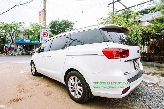 thue-xe-sedona-7-cho-tai-quy-nhon-gia-re-(4)