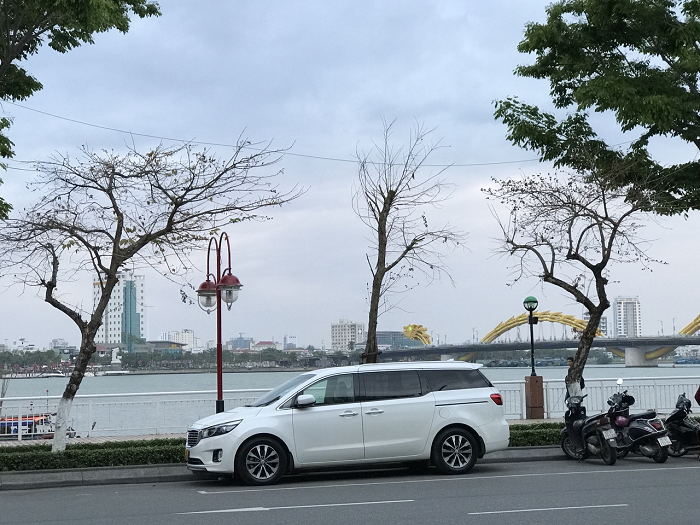 xe-sedona-da-nang